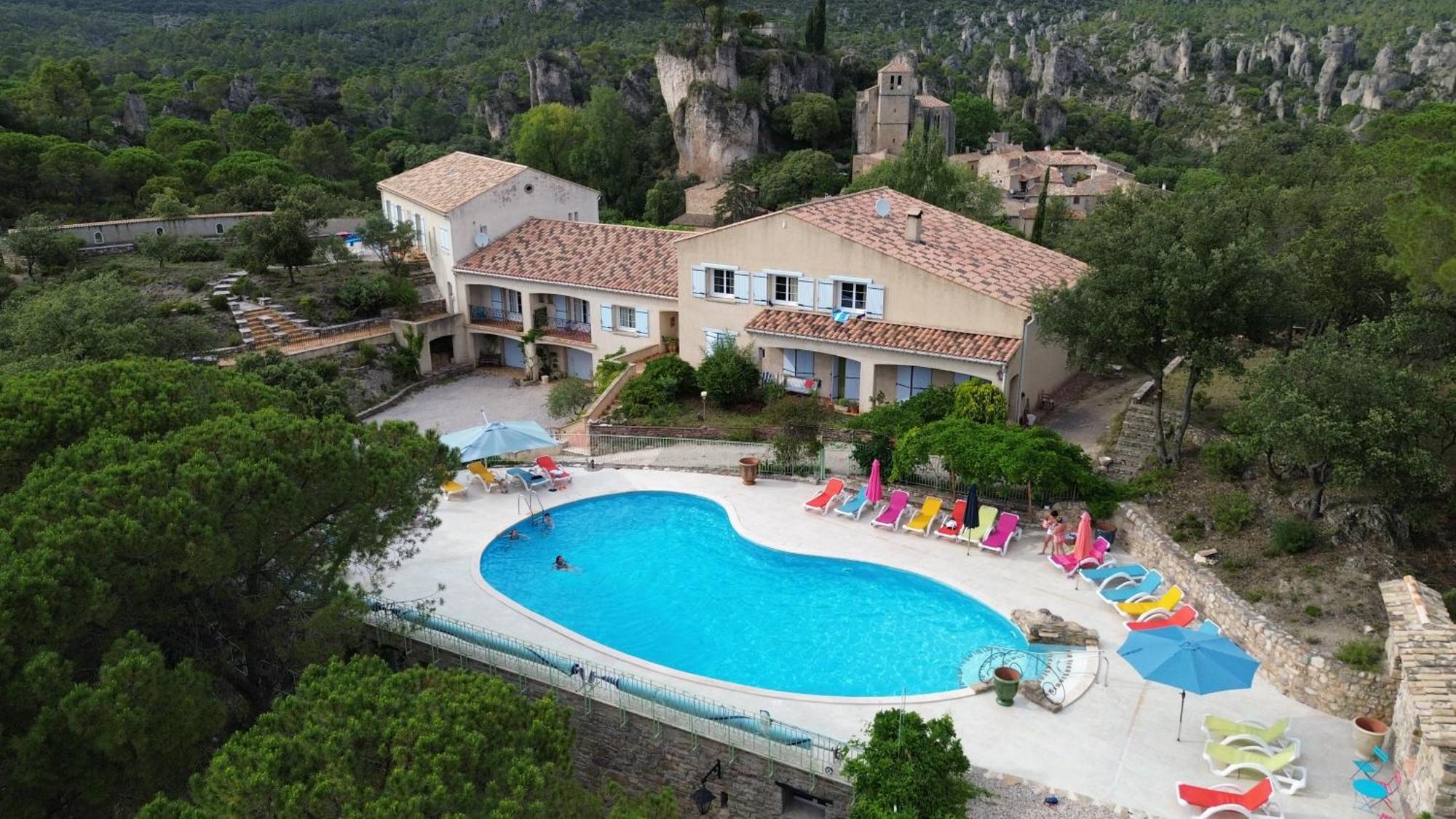 Hotel Les Hauts De Mourèze エクステリア 写真